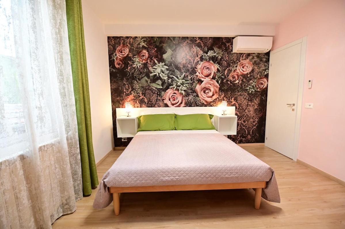 Bed and Breakfast La Casa Di Odessa Arcevia Exterior foto